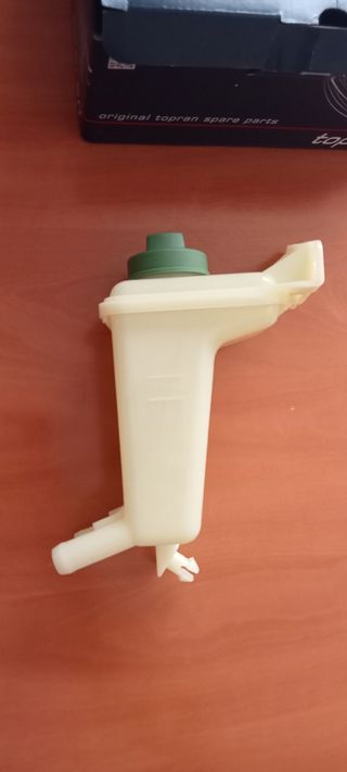 Audi A6 C5 deposito de direccion asistida