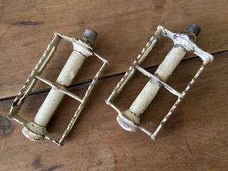 Pedales de bicicleta