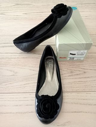 Ballerine nere Bata n. 38