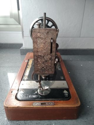 Máquina de coser Singer