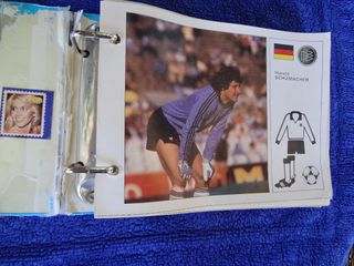 ALBUM:LAS ESTRELLAS DEL MUNDIAL 82 + 74FICHAS.