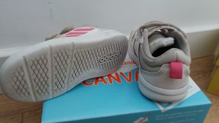 Zapatillas Adidas niña rosa talla 24