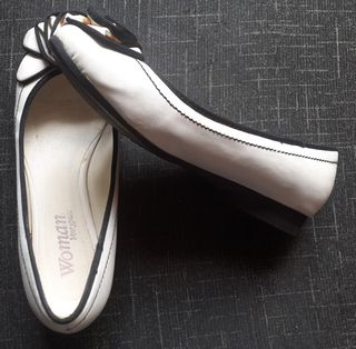 Zapatos femeninos, verano, varios. Poco usados.