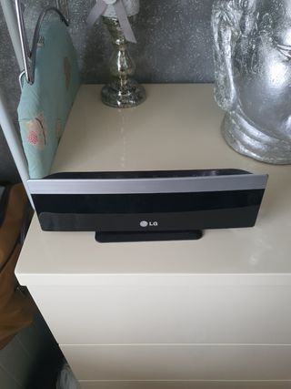 Conjunto de 3 smart tv sin uso.