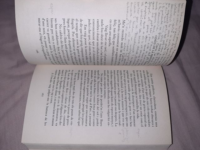 Cròniques de la veritat oculta