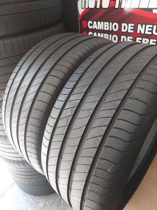 235 40 18 91W