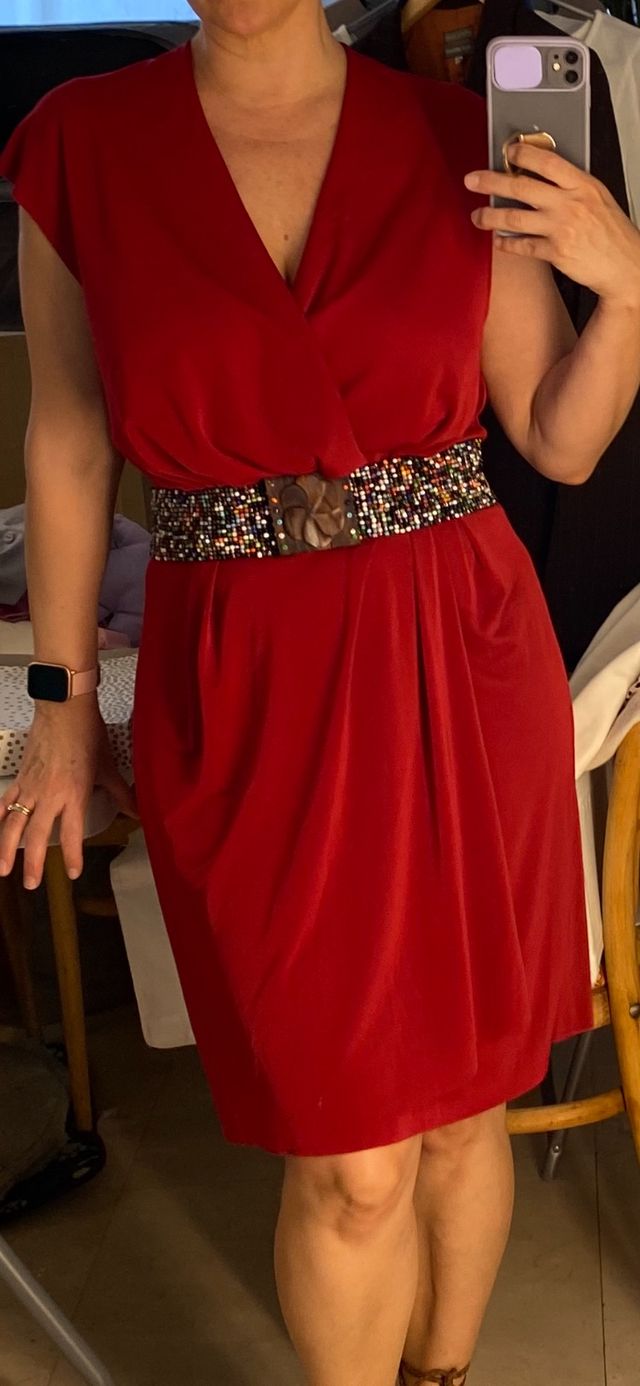 Vestido rojo fluido de Zara