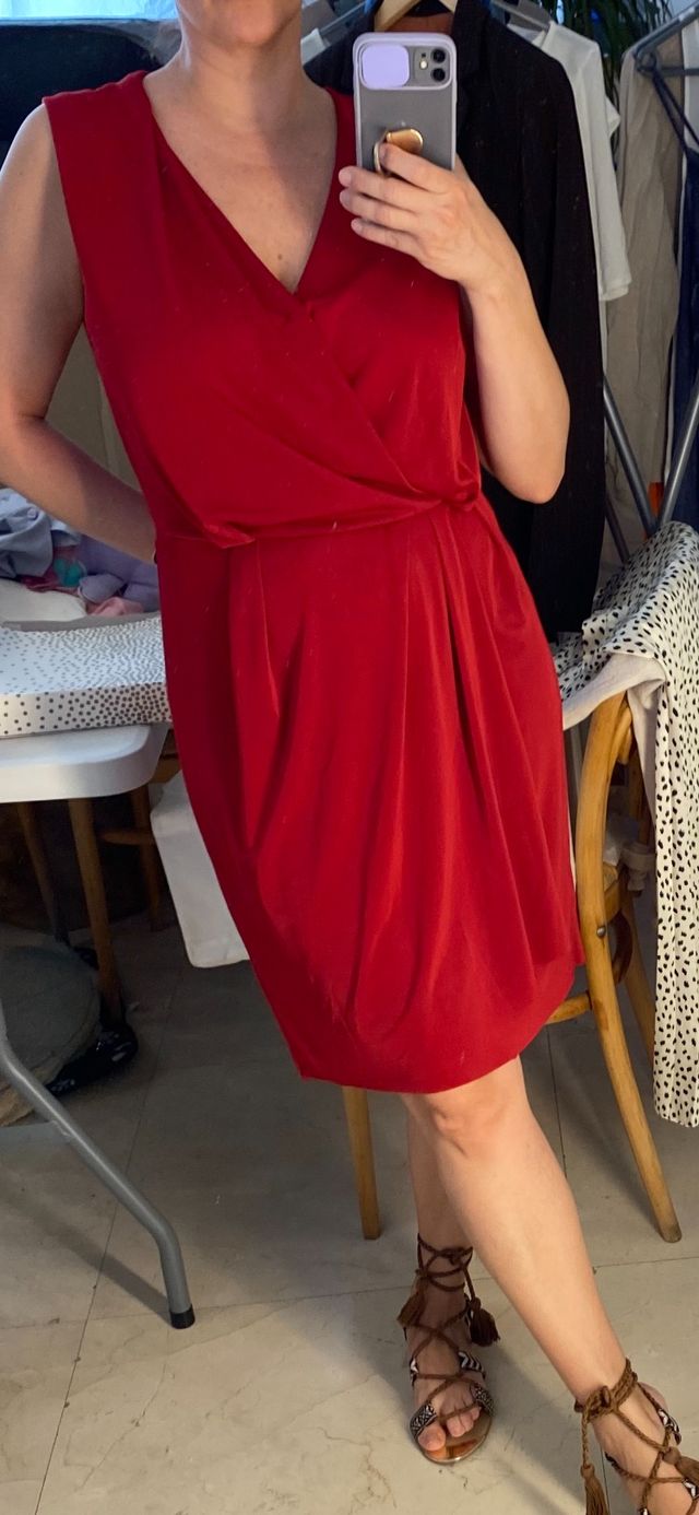 Vestido rojo fluido de Zara