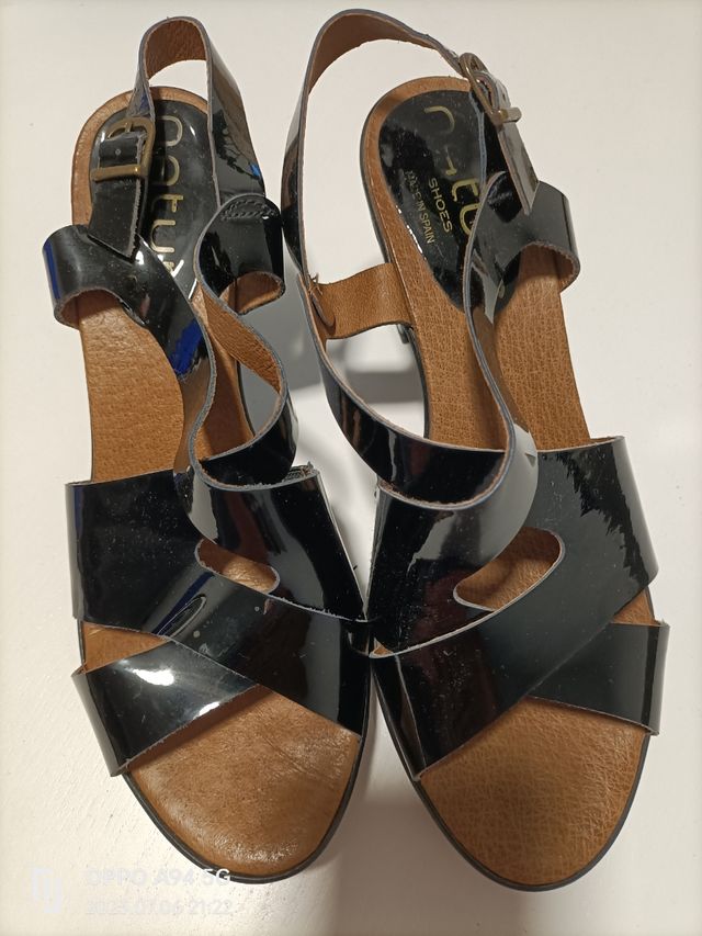 I sandali Total Comfort sono disponibili anche in Barna.