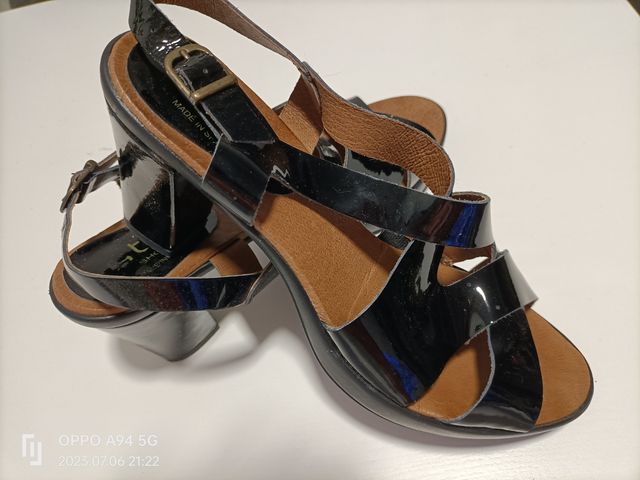 I sandali Total Comfort sono disponibili anche in Barna.