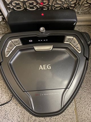 Romba robot   Comprado por 700