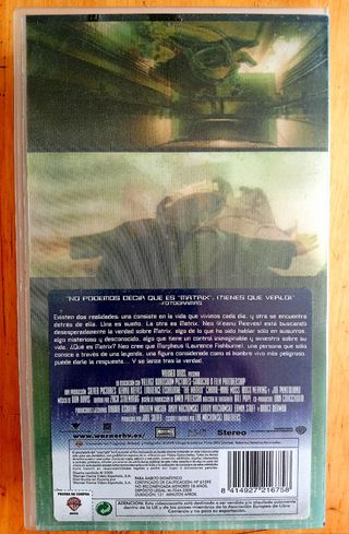 Vendo VHS "MATRIX".