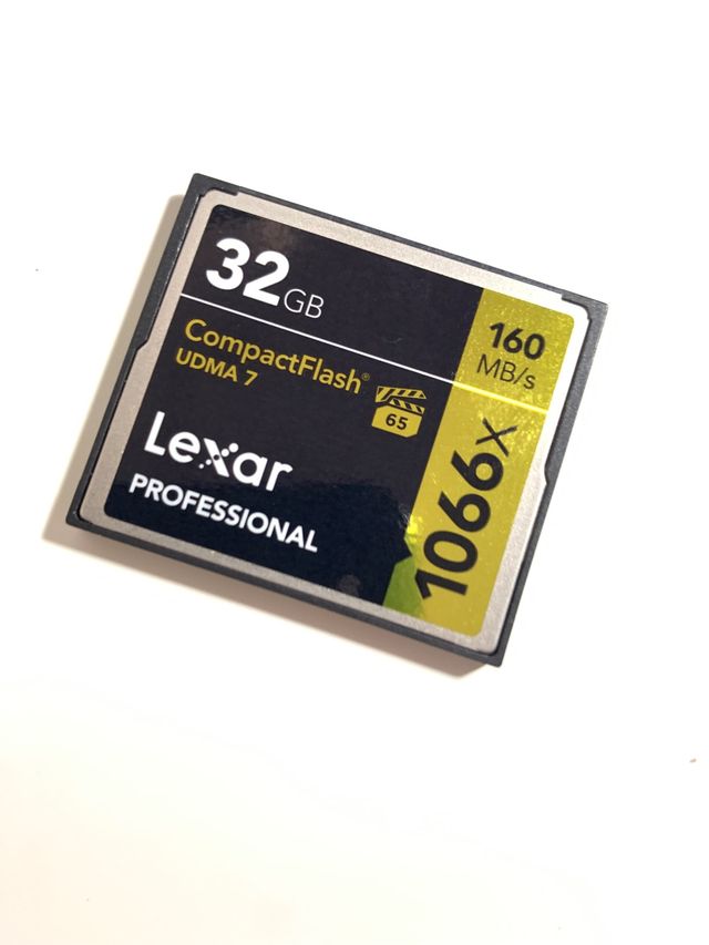 Tarjeta Memoria fotografíca compact flash 32 GB