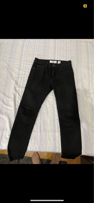 pantalon negro bershka