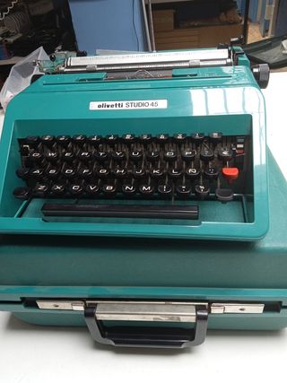 maquina de escribir olivetti studio 45