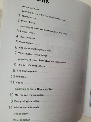 Natural Science Essential 1° ESO Santillana