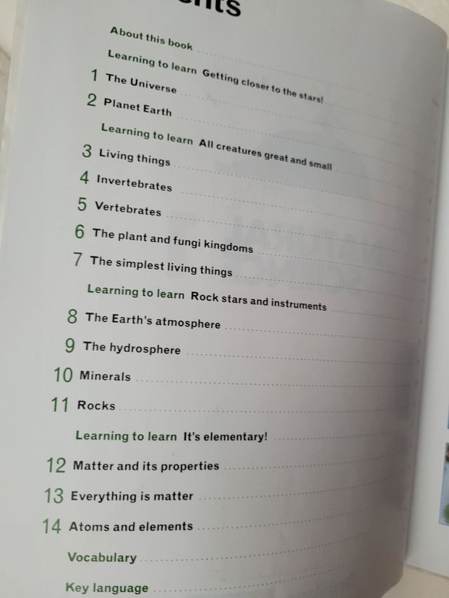 Natural Science Essential 1° ESO Santillana