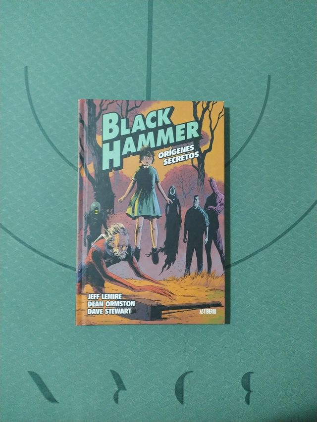 Black Hammer nº1 - Orígenes Secretos - Astiberri