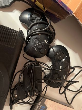 Consola sega megadrive + juego sonic