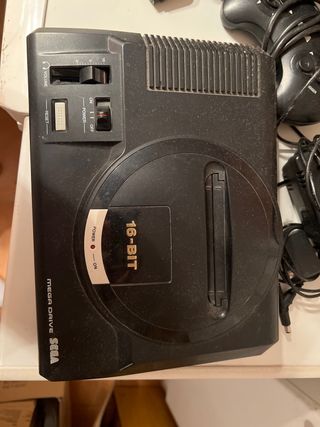 Consola sega megadrive + juego sonic