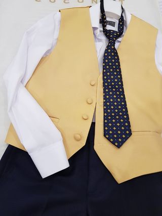 Traje de comunión niño talla 9/10.