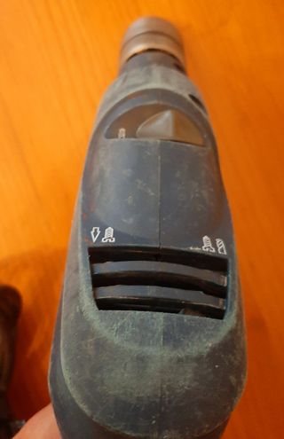 Taladro percutor AEG SBE 570 R