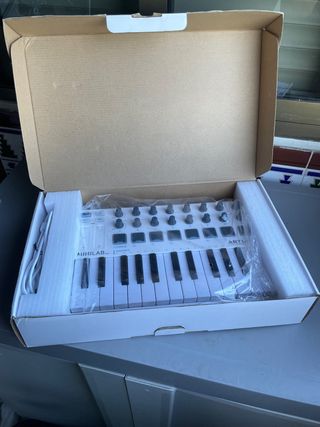 ARTURIA MINILAB MKII