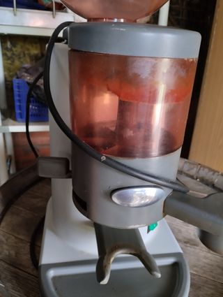 Cafetera, molinillo,toda hostelería