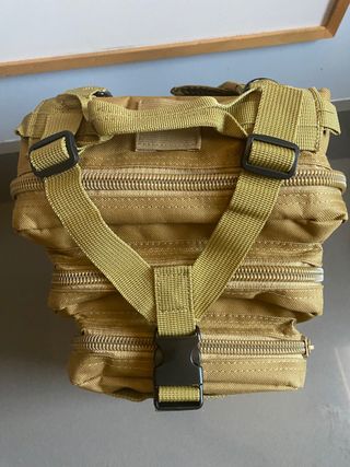 mochila + riñonera + llavero