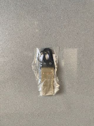 mochila + riñonera + llavero