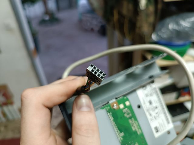 💻 Lettore di schede interno.