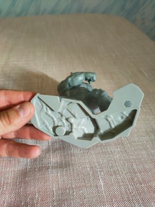 Action Figure Rhino Di Spider-Man.