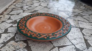 Vassoio in terracotta decorato