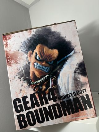 Figura de Luffy Gear 4!