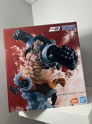 Figura de Luffy Gear 4!