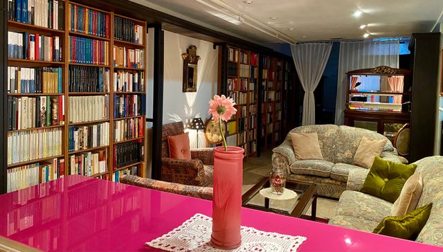 Silla isabelina color arena