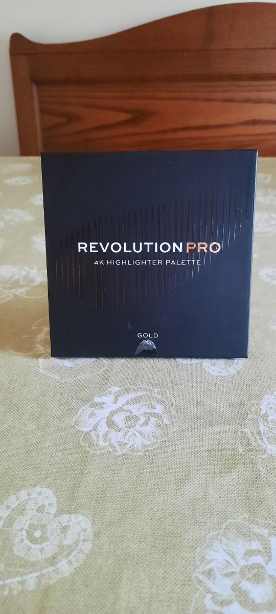 Revolution Pro palette glow