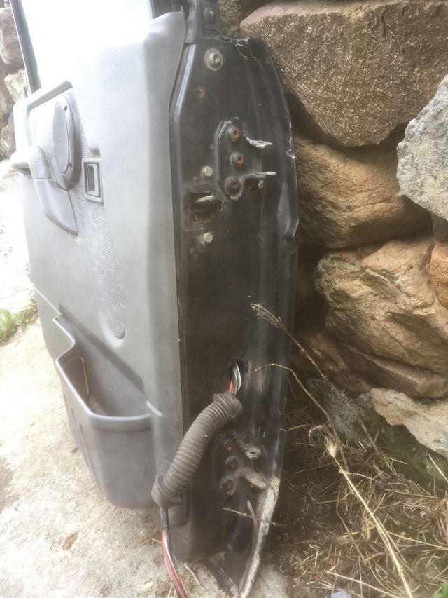 Puerta izquierda discovery 300 tdi
