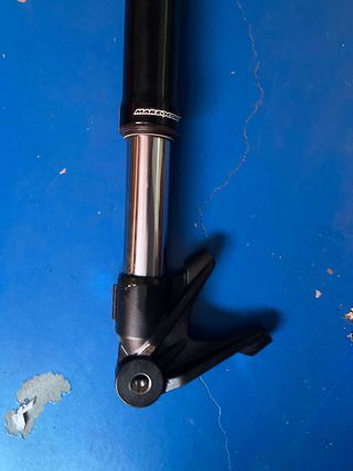 Barra izquierda horquilla Marzocchi Speed Twin