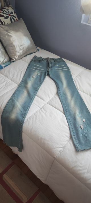 Pantalón vaquero campana, elástico.S.Nuevo