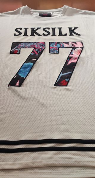 Camiseta marca Siksilk por Steve Aoki ed. limit. M