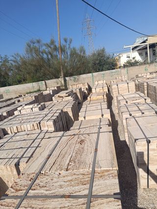 travertino amarillo stok