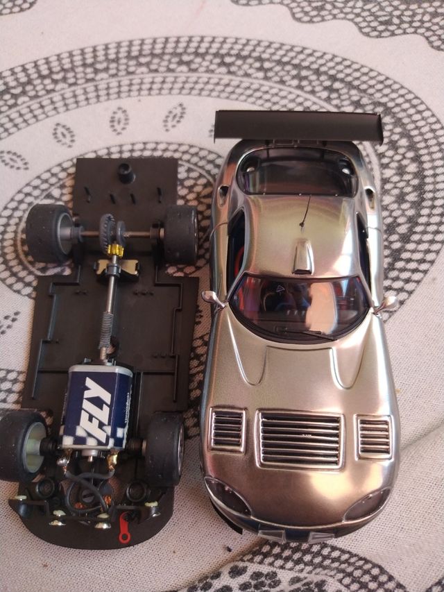 coche slot Scalextric marca fly