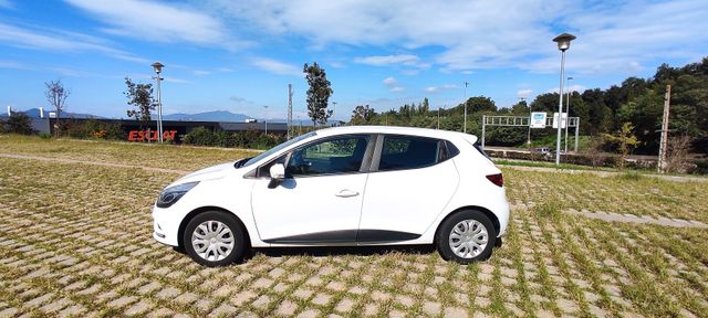 Renault Clio 1.5dCI 90CV - Financiamos 100%  