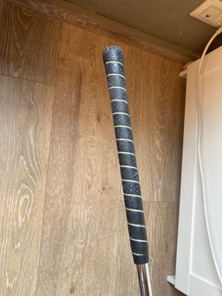 Hierros Wilson Deep Red II Distance