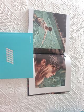 IKON Summertime Season in Bali. 14 PHOTOCARDS