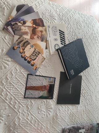 IKON - 2nd Album. Return (Black) Con 2 PHOTOCARDS