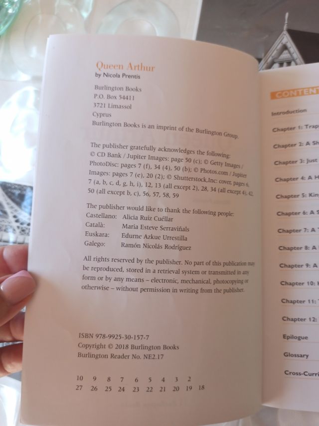 Queen Arthur. ISBN9789925301577