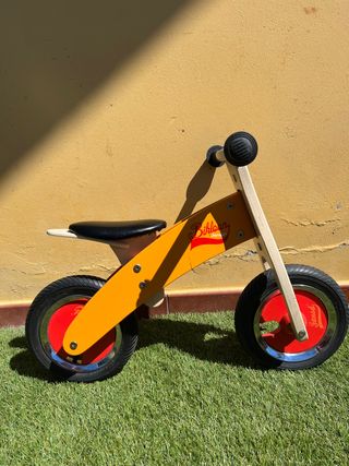 Bicicleta madera sin pedales Janod