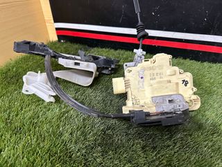 CAJA-CIERRE-MOTO VOLKSWAGEN PASSAT 3C2 2006